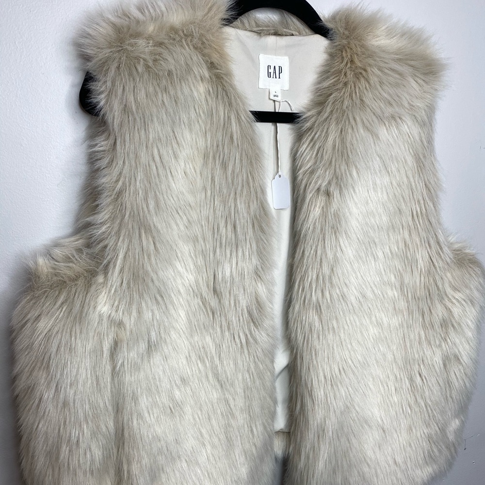 Gap Fur vest 🐻